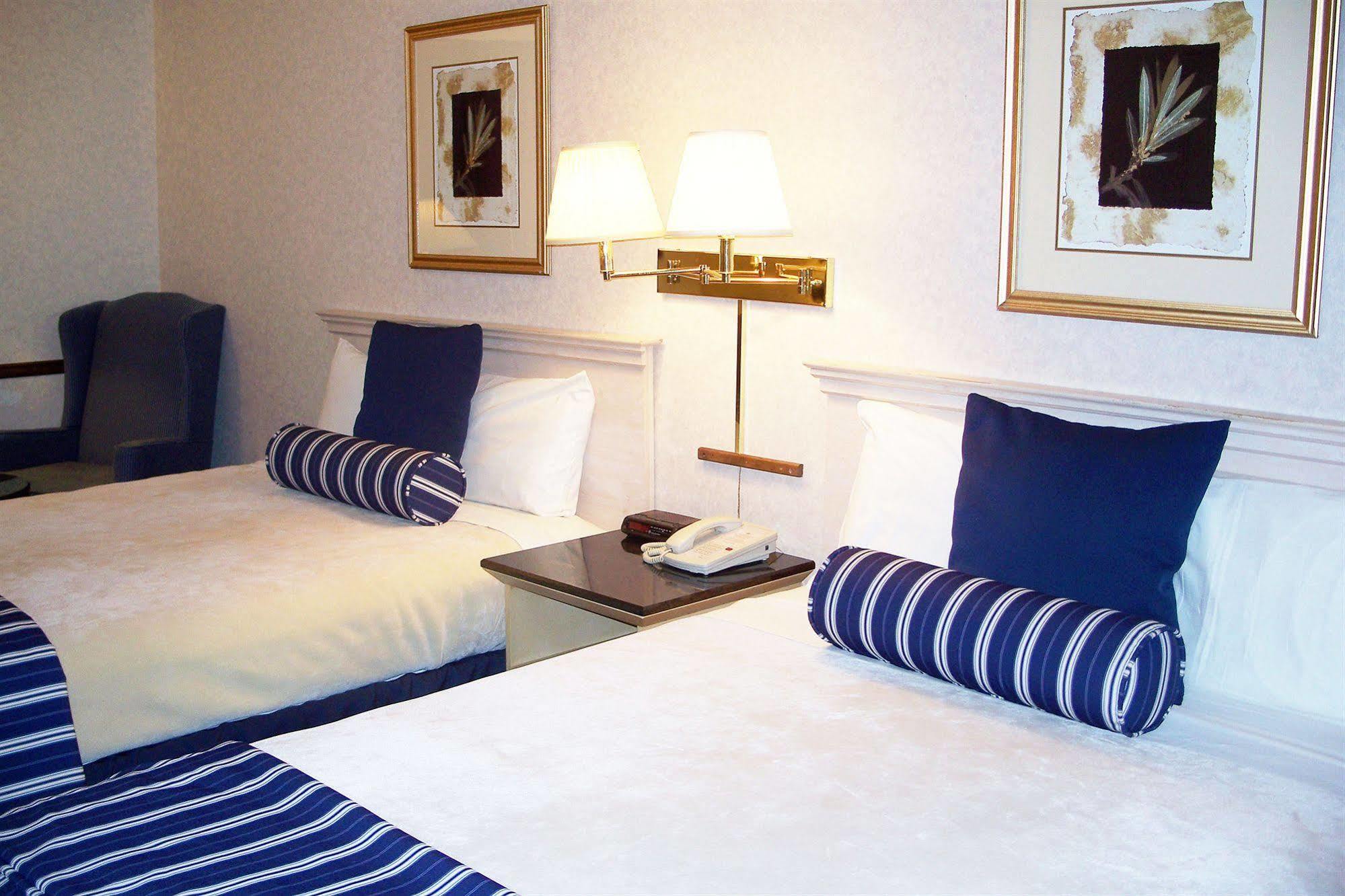 Sunrise Hotel